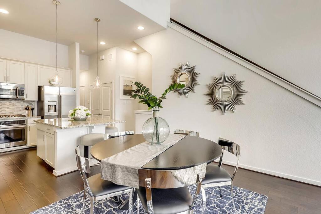 Gorgeous 4 Bed Home On St Mary'S - Minutes To Riverwalk/Pearl San Antonio Exterior foto
