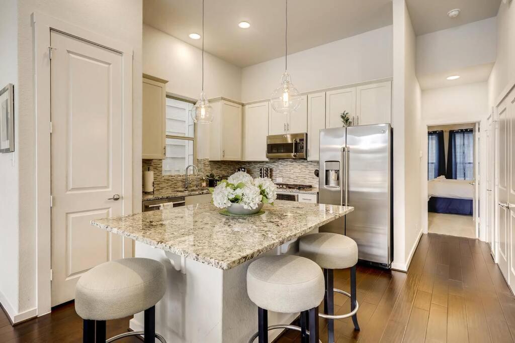 Gorgeous 4 Bed Home On St Mary'S - Minutes To Riverwalk/Pearl San Antonio Exterior foto